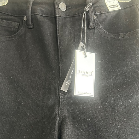 Judy Blue Black Jean Shorts Mid-Length Relaxed Fit - Picture 9 of 12